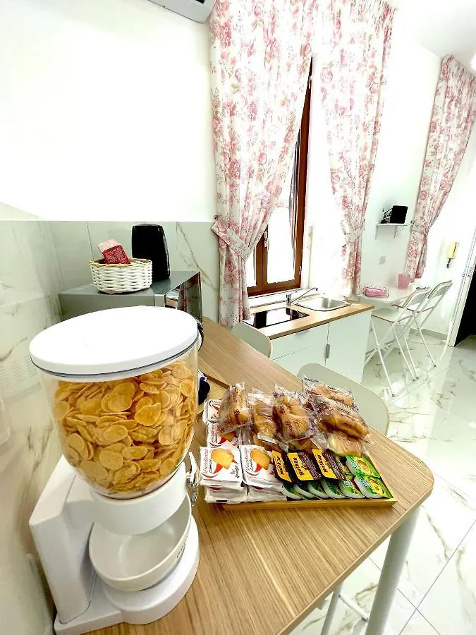 Virgy House Bed and Breakfast Neapel Italien