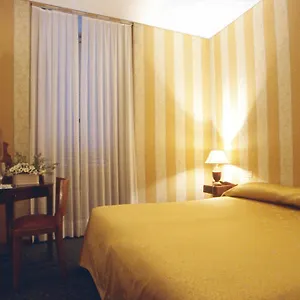 Orange Garden Bed & Breakfast Roma