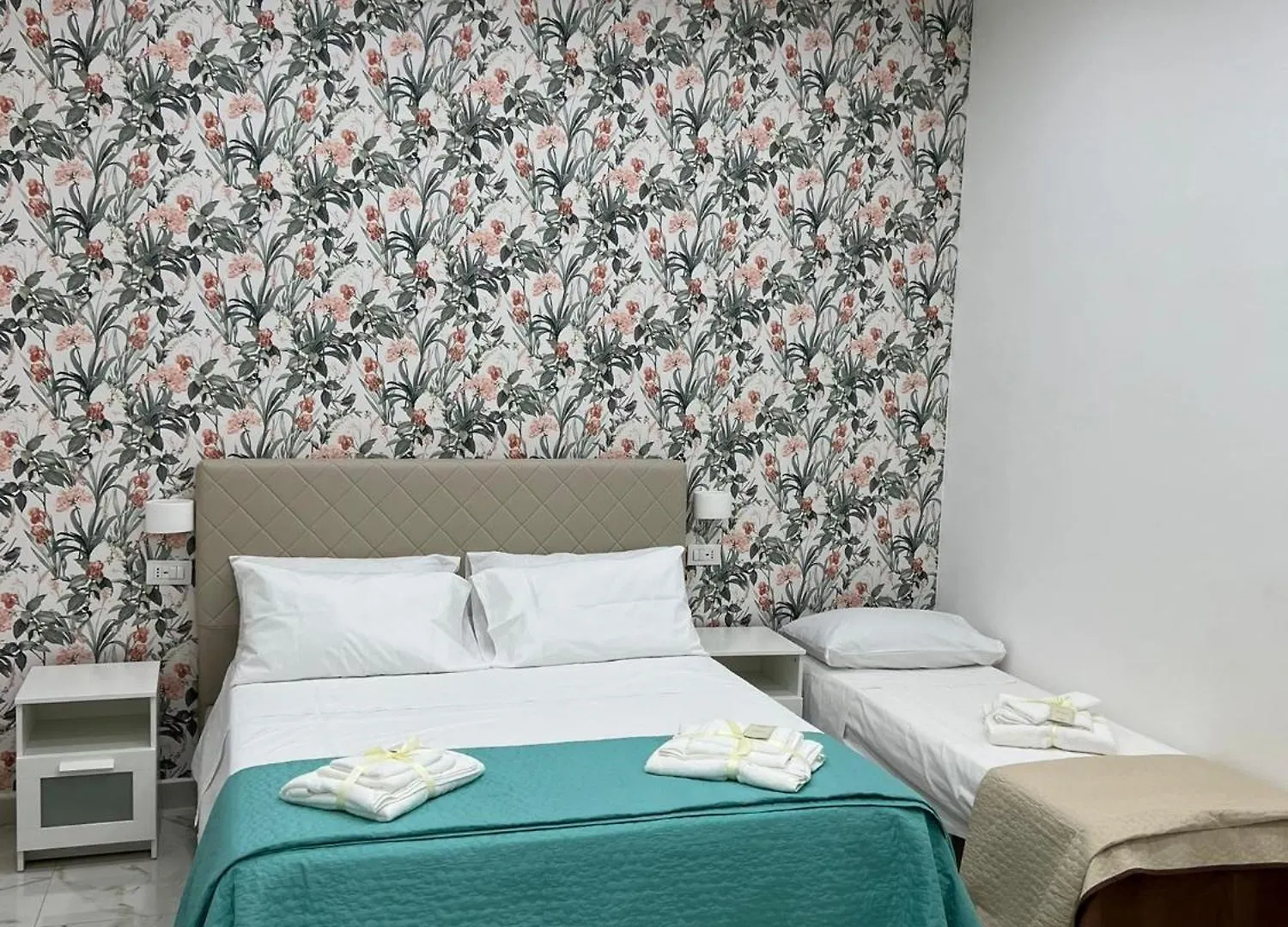 Virgy House Bed and Breakfast Napoli Italia